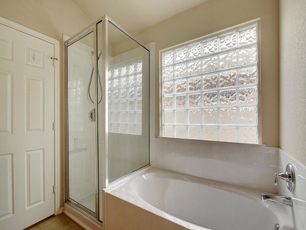 2004 Rockland Drive , Austin, TX, 78748 | 4622932 | Realty Texas LLC