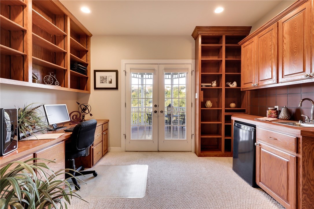 6005 Lonesome Valley Trail , Austin, TX, 78731 | 7072218 | Realty Texas LLC