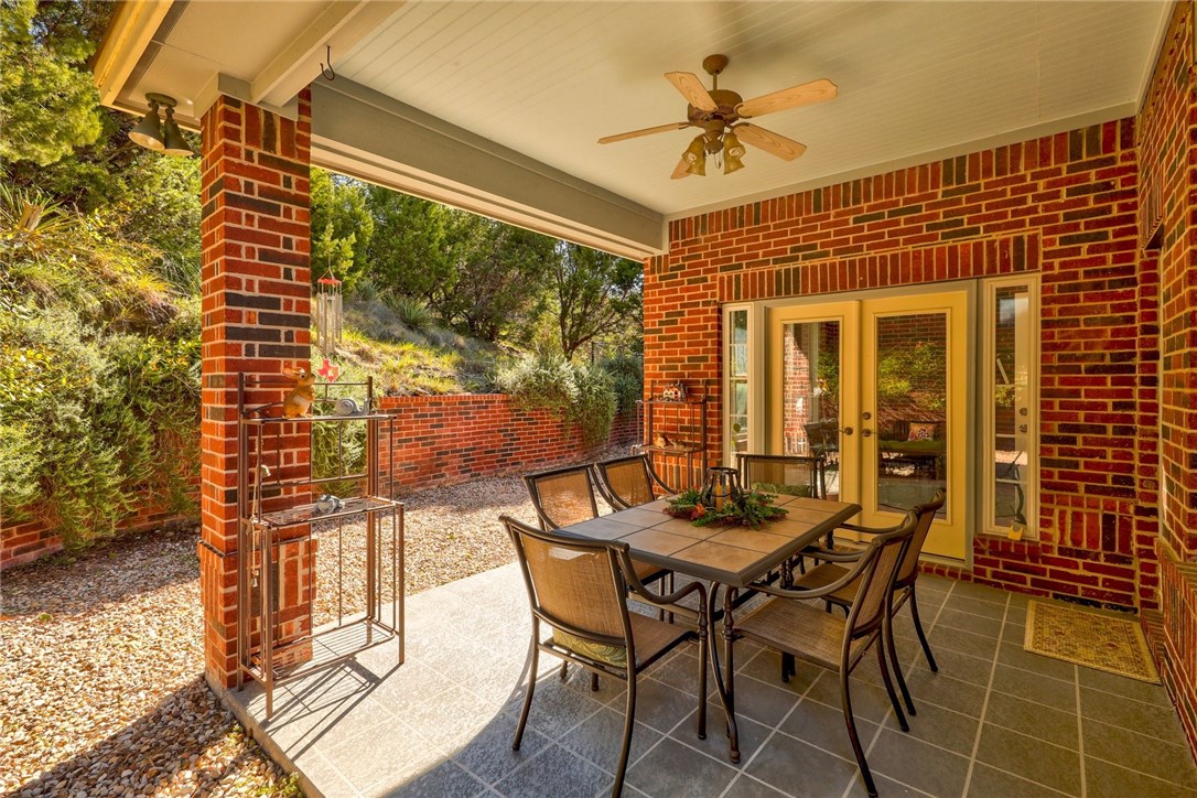 6005 Lonesome Valley Trail , Austin, TX, 78731 | 7072218 | Realty Texas LLC