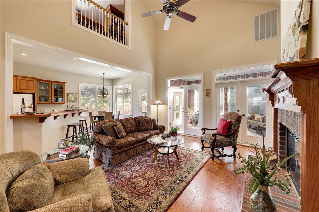 6005 Lonesome Valley Trail , Austin, TX, 78731 | 7072218 | Realty Texas LLC