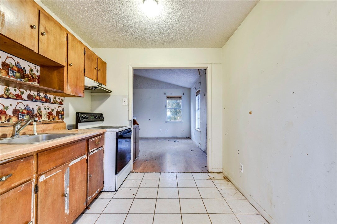 2421 Wilson Street , Austin, TX, 78704 | 8082341 | Realty Texas LLC