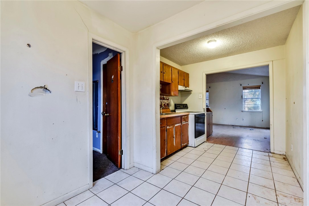 2421 Wilson Street , Austin, TX, 78704 | 8082341 | Realty Texas LLC