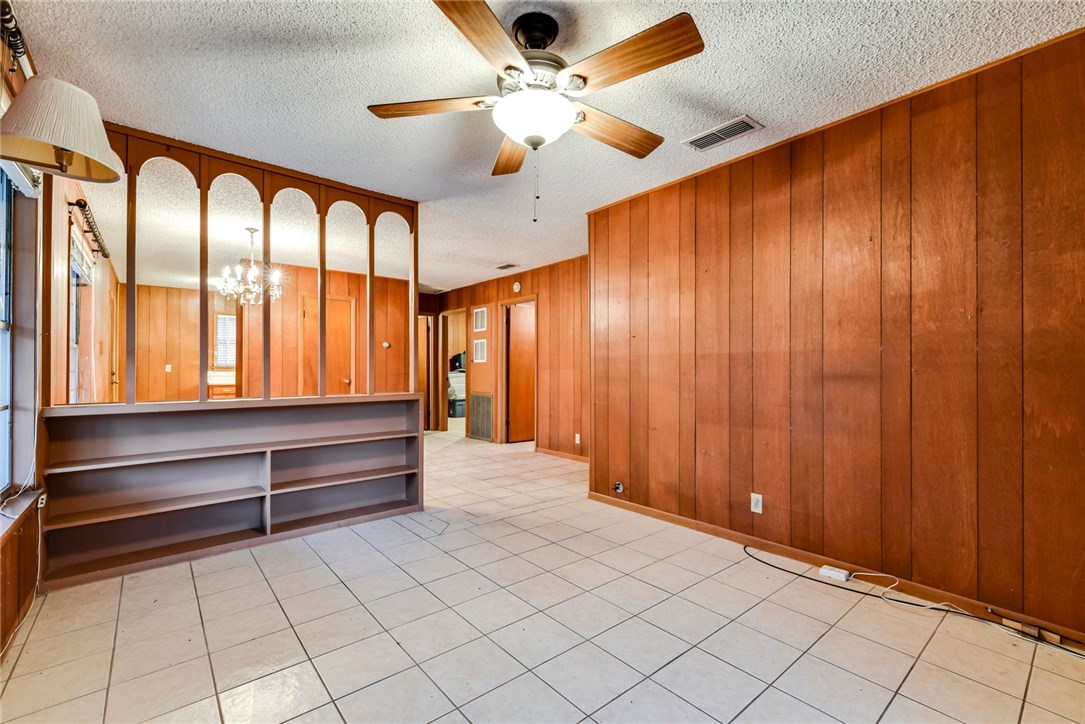 2421 Wilson Street , Austin, TX, 78704 | 8082341 | Realty Texas LLC