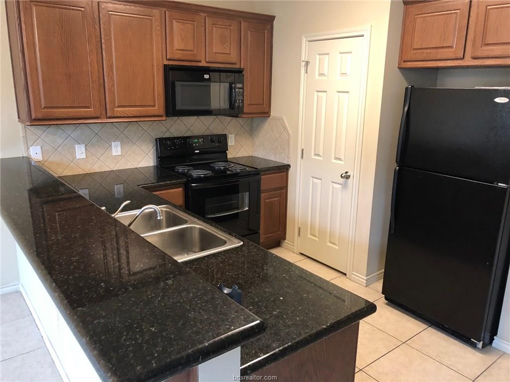 126 Forest Drive , College Station, TX, 77840 | 18018425 | Realty Texas LLC