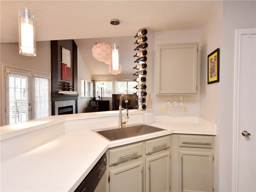 8400 Siskin Cove , Austin, TX, 78745 | 9029933 | Realty Texas LLC