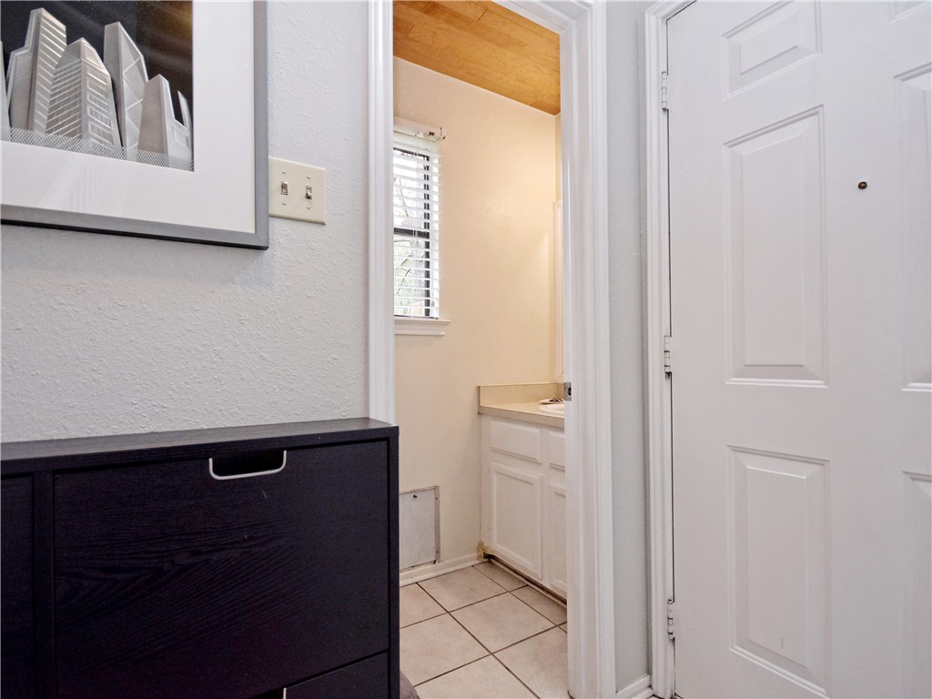 8400 Siskin Cove , Austin, TX, 78745 | 9029933 | Realty Texas LLC
