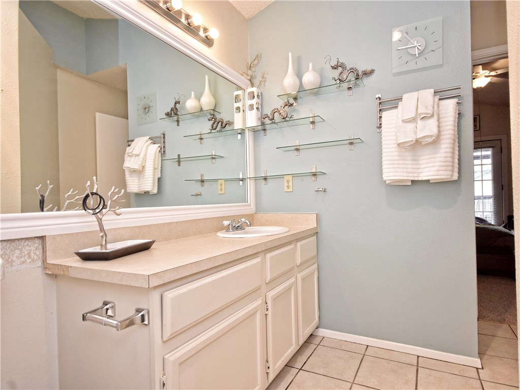 8400 Siskin Cove , Austin, TX, 78745 | 9029933 | Realty Texas LLC