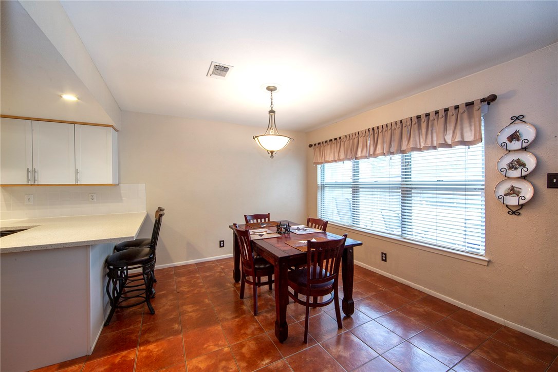 8911 Bubbling Springs Trail , Austin, TX, 78729 | 2236947 | Realty Texas LLC