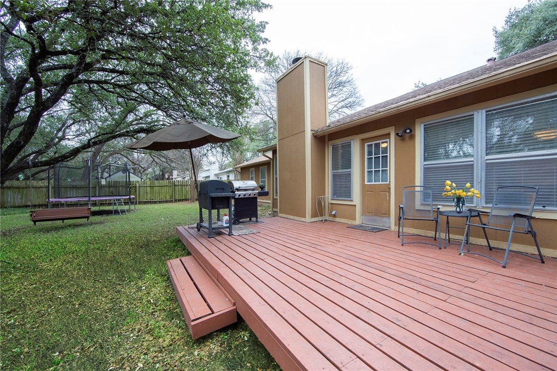 8911 Bubbling Springs Trail , Austin, TX, 78729 | 2236947 | Realty Texas LLC