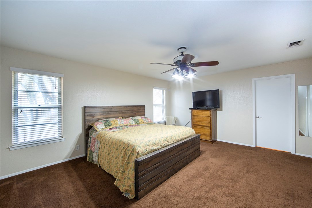 8911 Bubbling Springs Trail , Austin, TX, 78729 | 2236947 | Realty Texas LLC