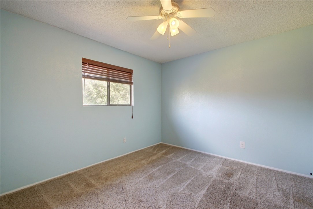 2104 Donna Drive , Taylor, TX, 76574 | 2199026 | Realty Texas LLC