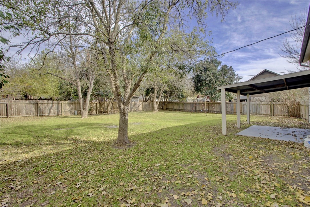 2104 Donna Drive , Taylor, TX, 76574 | 2199026 | Realty Texas LLC