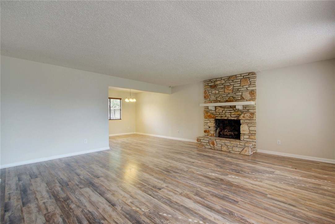 2104 Donna Drive , Taylor, TX, 76574 | 2199026 | Realty Texas LLC