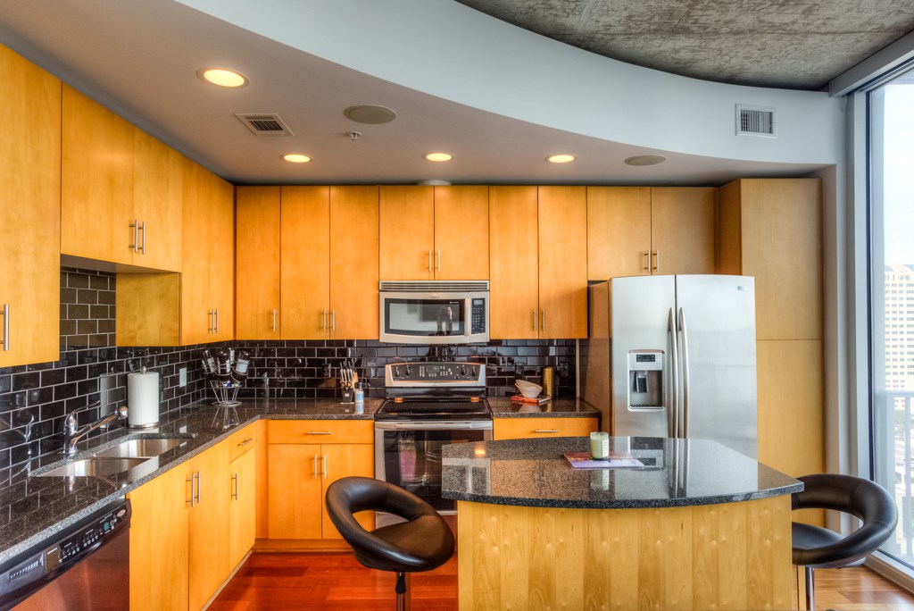 360 Nueces Street 2403 , Austin, TX, 78701 | 7633800 | Realty Texas LLC