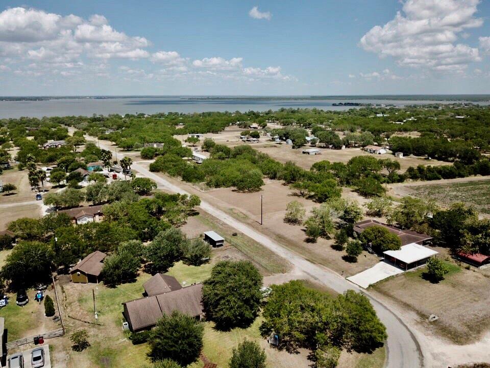 9058 CR 491 , Mathis, TX, 78368 | 337590 | Realty Texas LLC