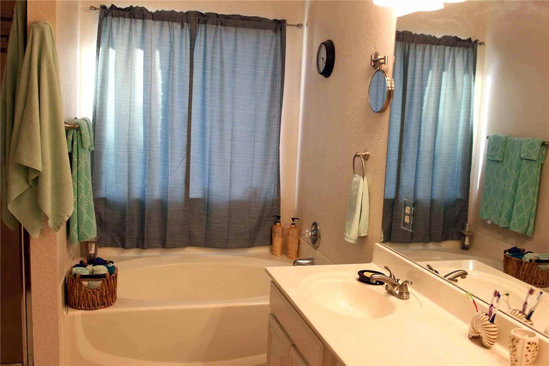 2432 Blue Sky Lane , Lockhart, TX, 78644 | 6251648 | Realty Texas LLC