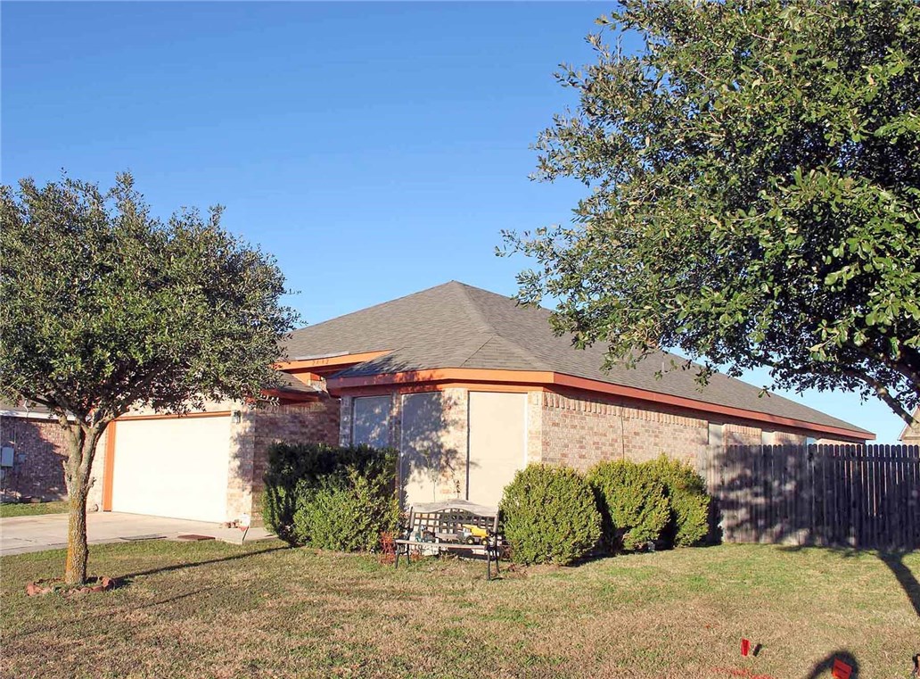 2432 Blue Sky Lane , Lockhart, TX, 78644 | 6251648 | Realty Texas LLC