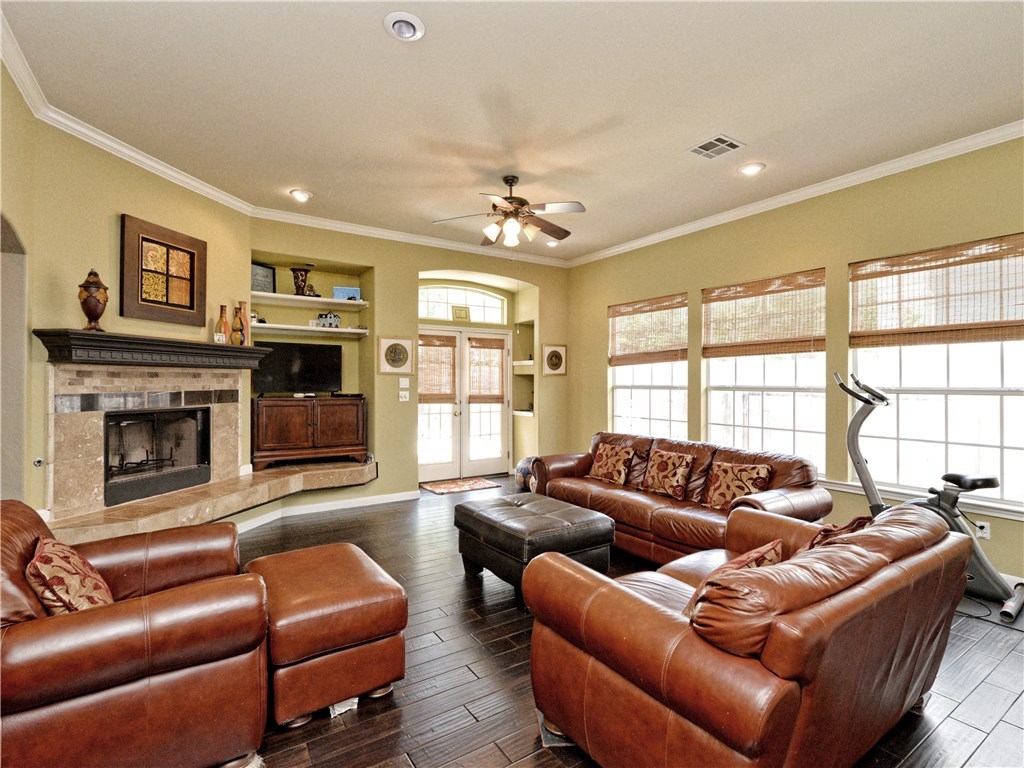 13420 Snowfall , Austin, TX, 78727 | 9846256 | Realty Texas LLC