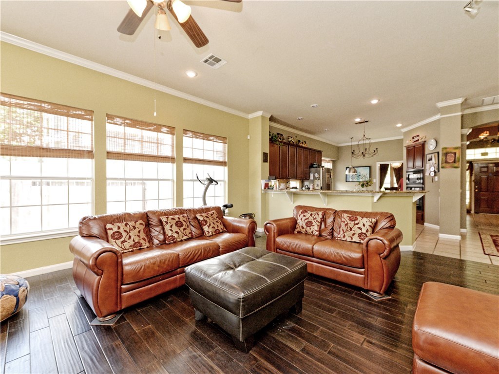 13420 Snowfall , Austin, TX, 78727 | 9846256 | Realty Texas LLC