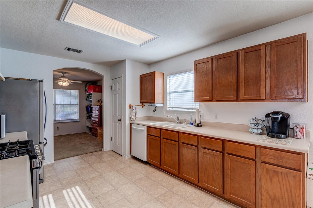 308 Paige Bend , Hutto, TX, 78634 | 3478264 | Realty Texas LLC