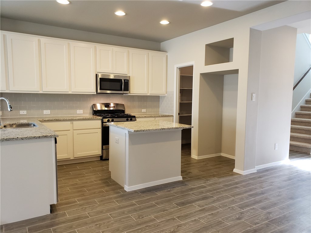 13701 Ronald Reagan Boulevard 11 , Cedar Park, TX, 78613 | 3487209 | Realty Texas LLC