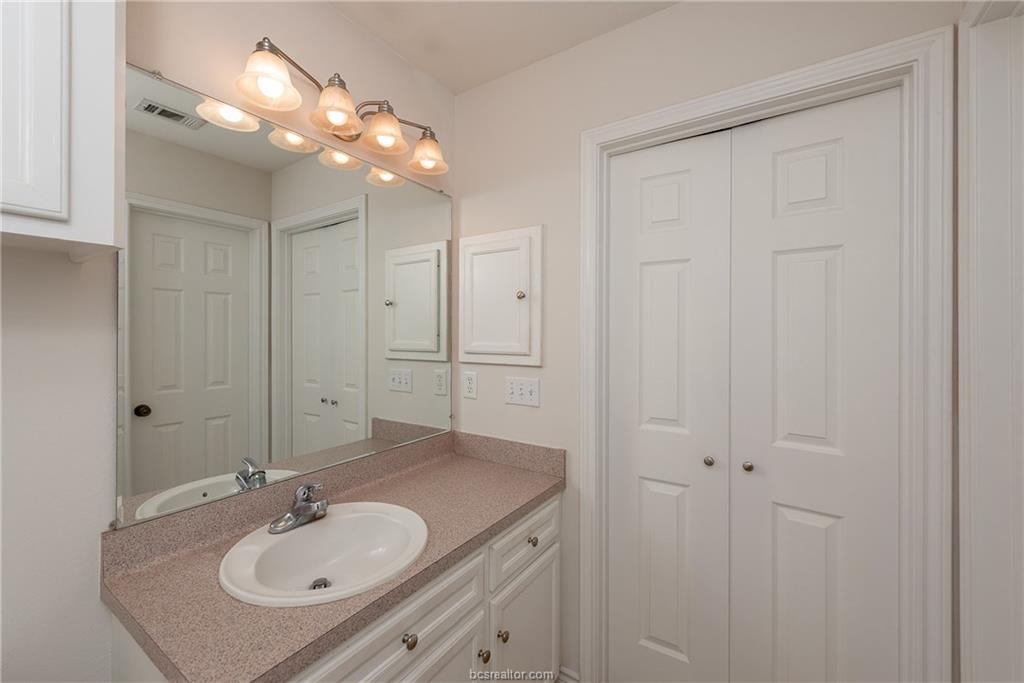 1006 Crepe Myrtle , College Station, TX, 77845 | 18019085 | Realty Texas LLC
