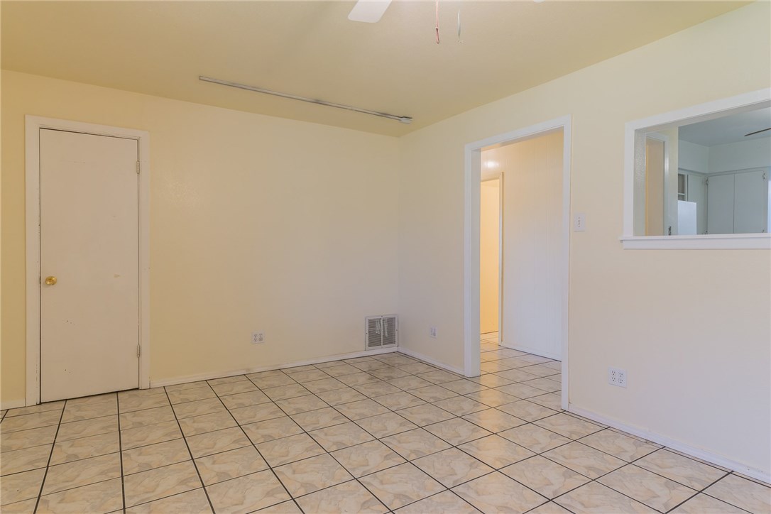 203 Taylor Street , Hutto, TX, 78634 | 5037236 | Realty Texas LLC
