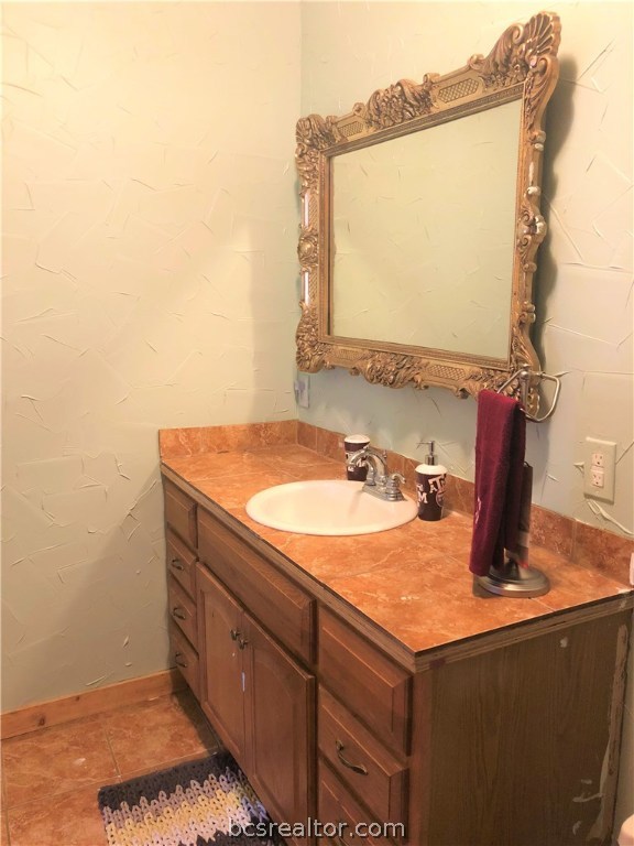 928 OLD FRANKLIN HWY , Hearne, TX, 77859 | 18019146 | Realty Texas LLC