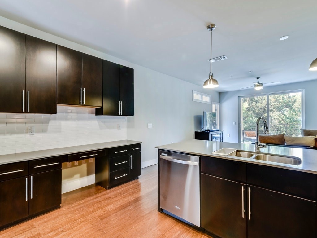 2804 Treble Lane 921 , Austin, TX, 78704 | 2485571 | Realty Texas LLC