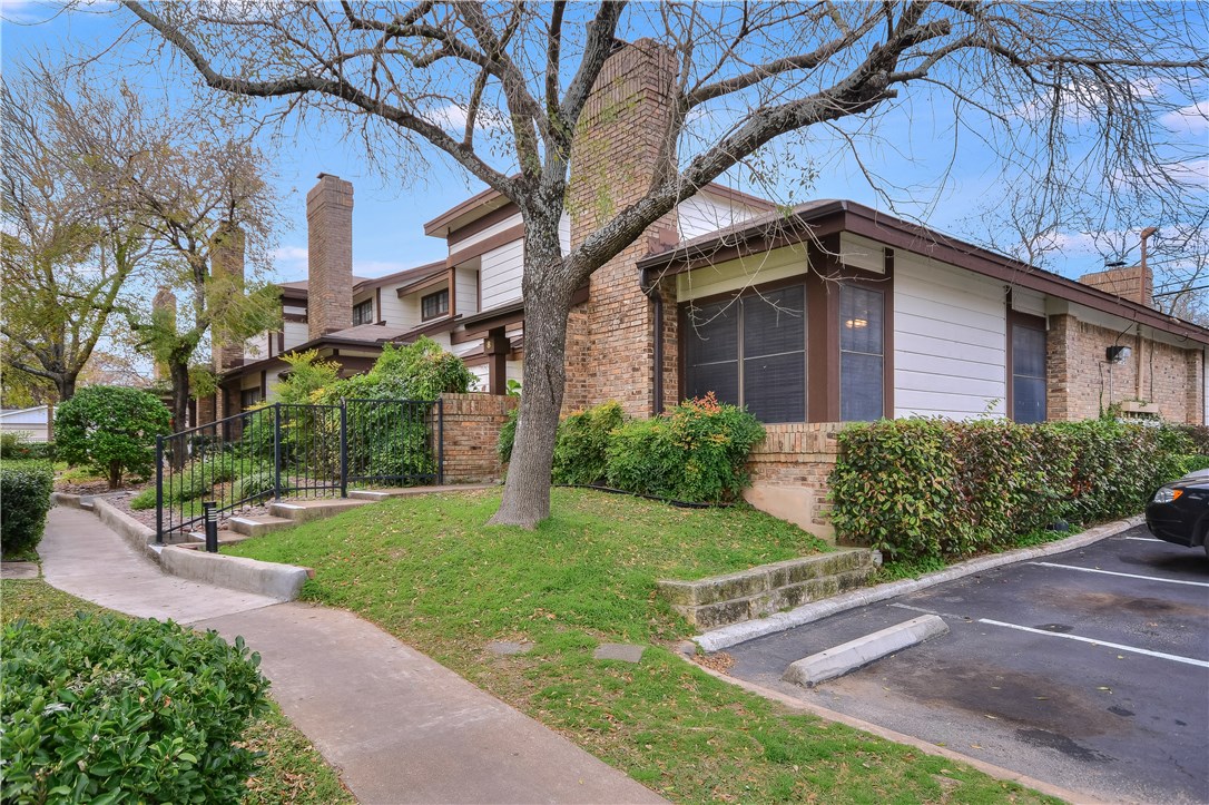 1748 Ohlen Road 8 , Austin, TX, 78757 | 3834480 | Realty Texas LLC