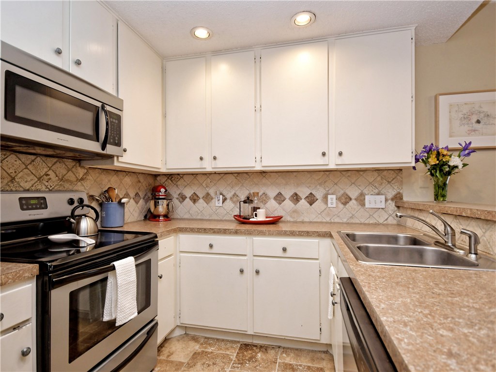 1748 Ohlen Road 8 , Austin, TX, 78757 | 3834480 | Realty Texas LLC