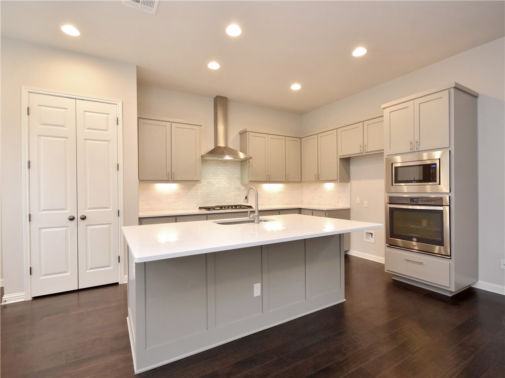 1316 Sarah Christine Lane , Austin, TX, 78717 | 9775137 | Realty Texas LLC