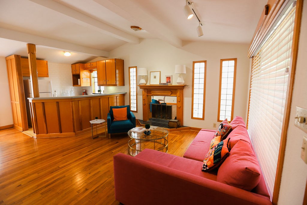 1509 W Saint Johns Avenue , Austin, TX, 78757 | 2353699 | Realty Texas LLC