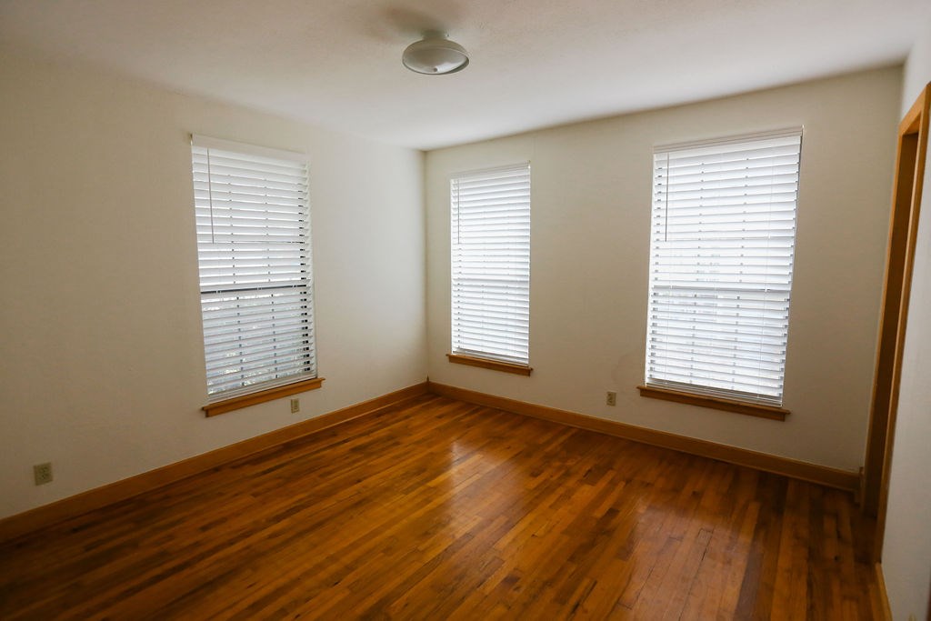 1509 W Saint Johns Avenue , Austin, TX, 78757 | 2353699 | Realty Texas LLC