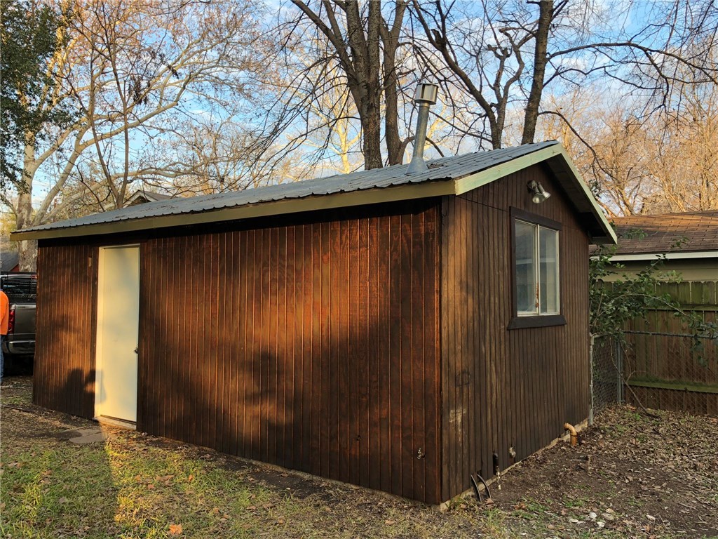 1509 W Saint Johns Avenue , Austin, TX, 78757 | 2353699 | Realty Texas LLC