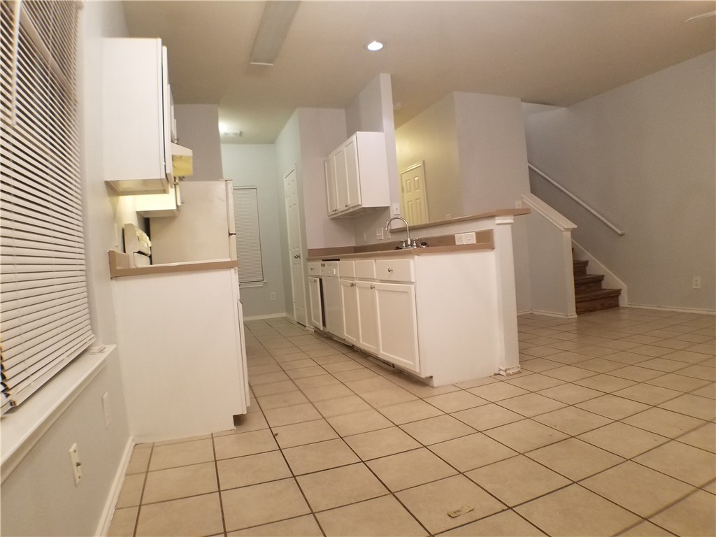 6702 Cannonleague B , Austin, TX, 78745 | 4983490 | Realty Texas LLC