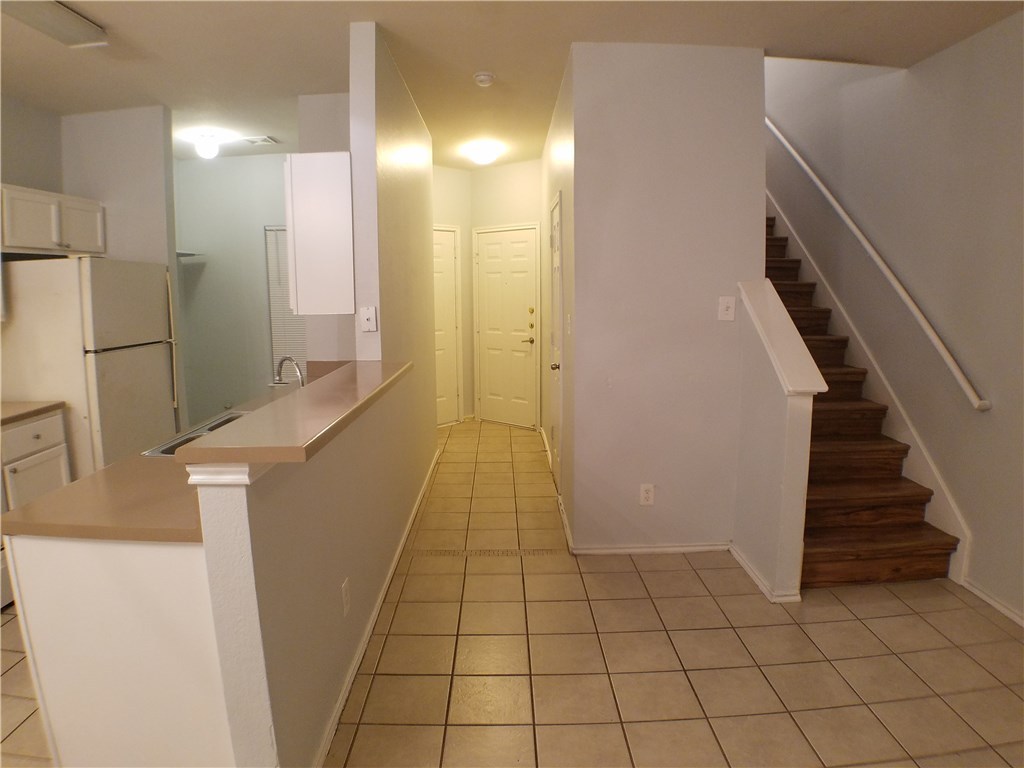 6702 Cannonleague B , Austin, TX, 78745 | 4983490 | Realty Texas LLC