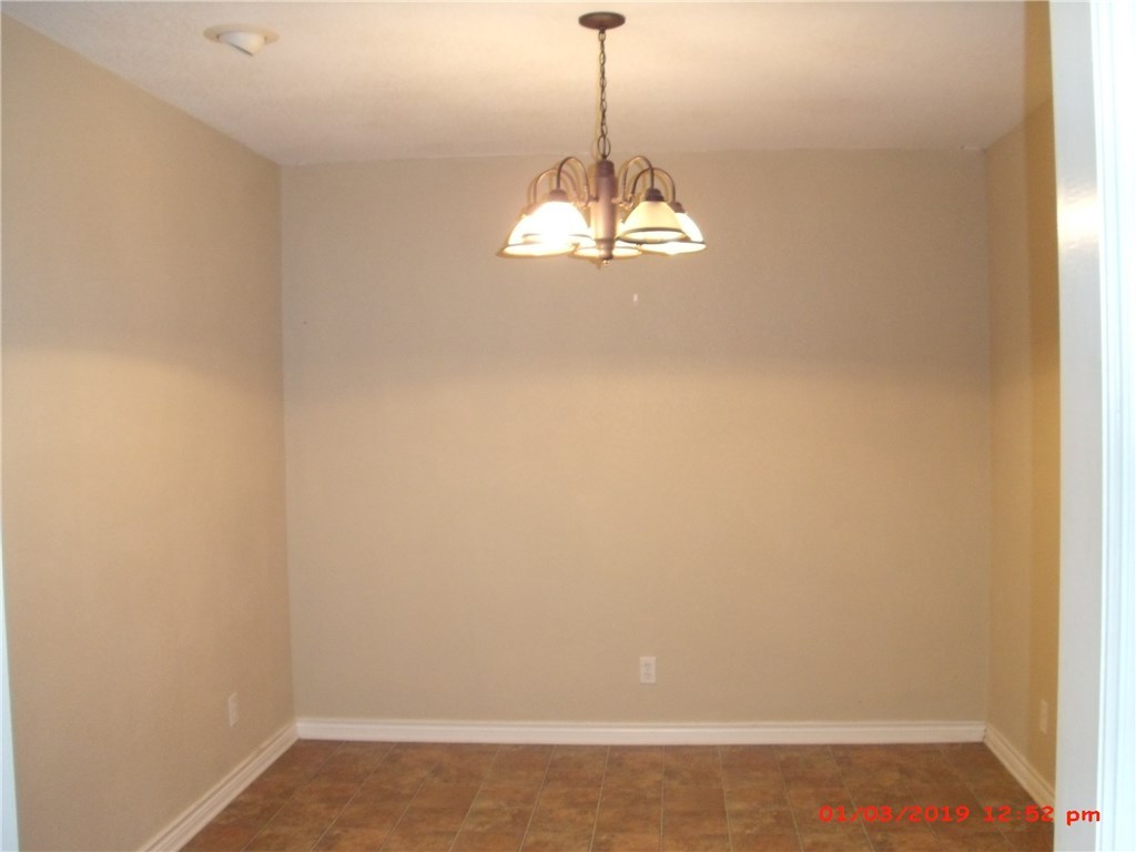 1219 N Avenue C , Elgin, TX, 78621 | 4391019 | Realty Texas LLC
