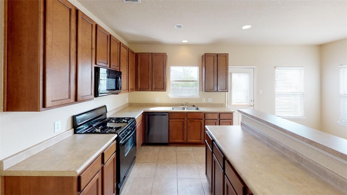 1941 Spotted Owl , New Braunfels, TX, 78130 | 5881747 | Realty Texas LLC