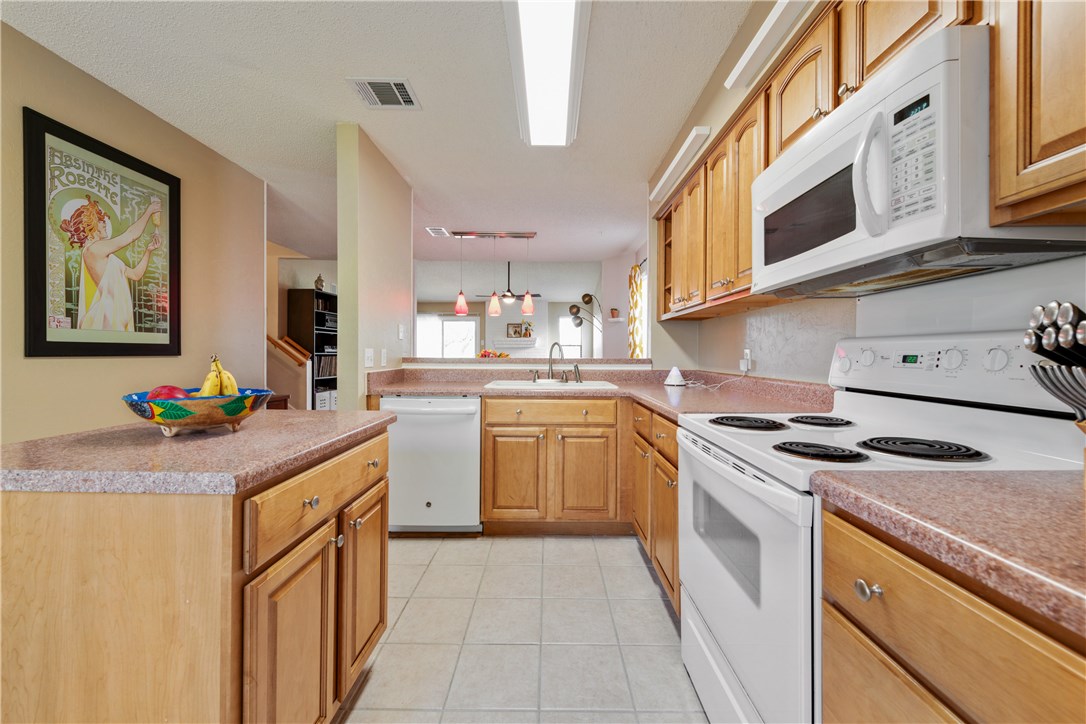 7428 Dallas Drive , Austin, TX, 78729 | 4140912 | Realty Texas LLC