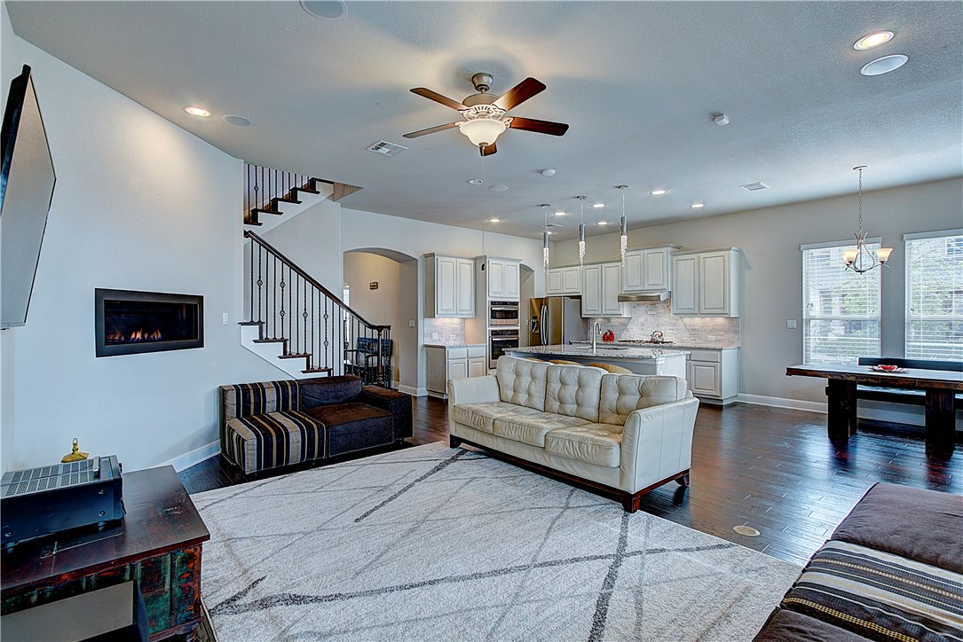 12107 Crest Top Bend , Austin, TX, 78732 | 5986114 | Realty Texas LLC