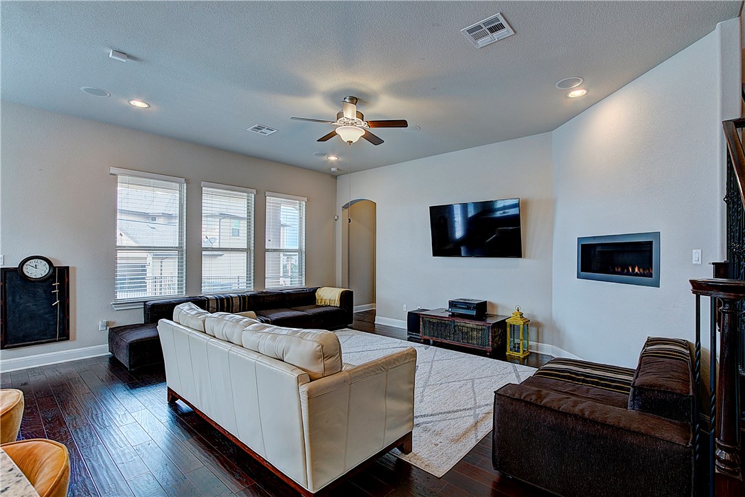 12107 Crest Top Bend , Austin, TX, 78732 | 5986114 | Realty Texas LLC