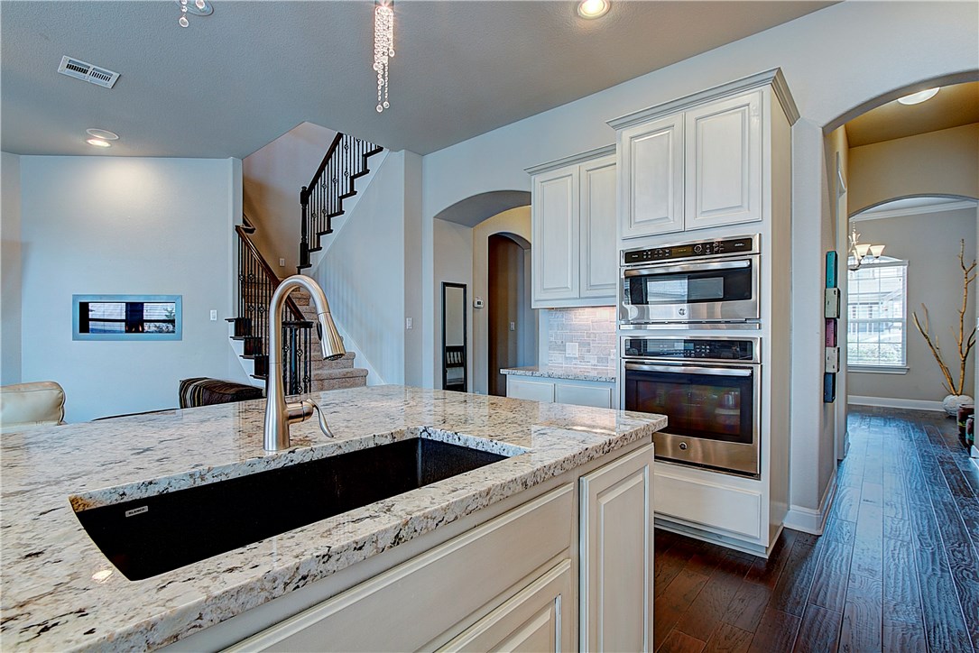 12107 Crest Top Bend , Austin, TX, 78732 | 5986114 | Realty Texas LLC