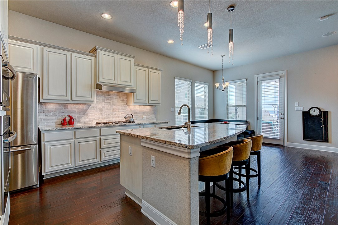 12107 Crest Top Bend , Austin, TX, 78732 | 5986114 | Realty Texas LLC