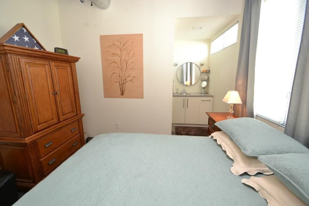 4801 S Congress Avenue F3 , Austin, TX, 78745 | 4801885 | Realty Texas LLC