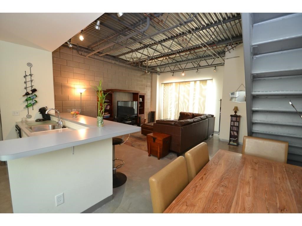 4801 S Congress Avenue F3 , Austin, TX, 78745 | 4801885 | Realty Texas LLC