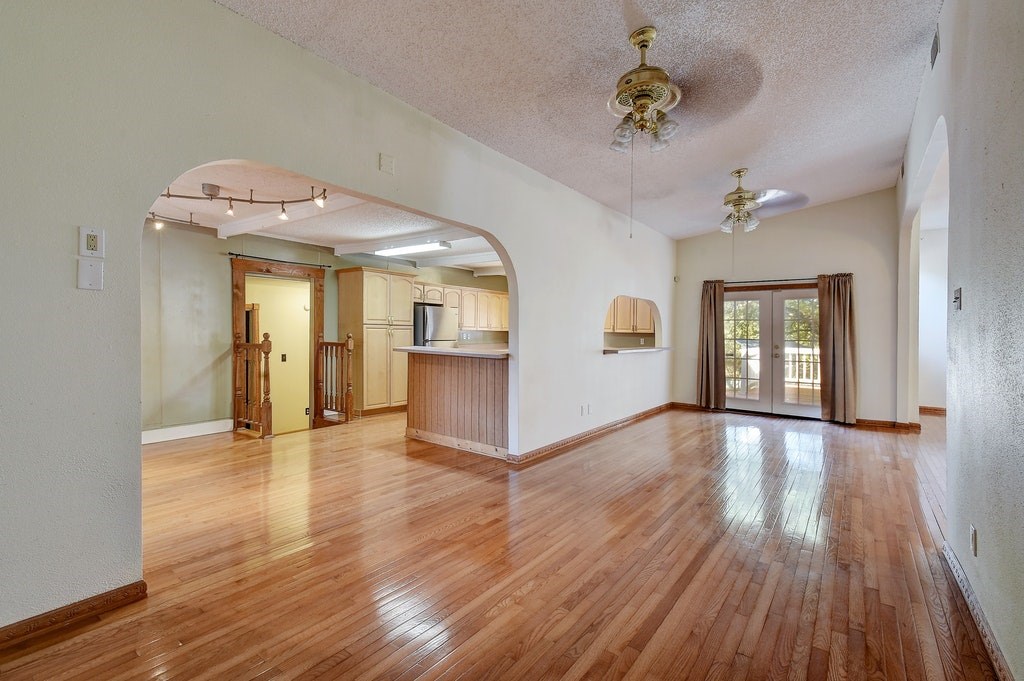435 Plainview Road , Wimberley, TX, 78676 | 1396518 | Realty Texas LLC