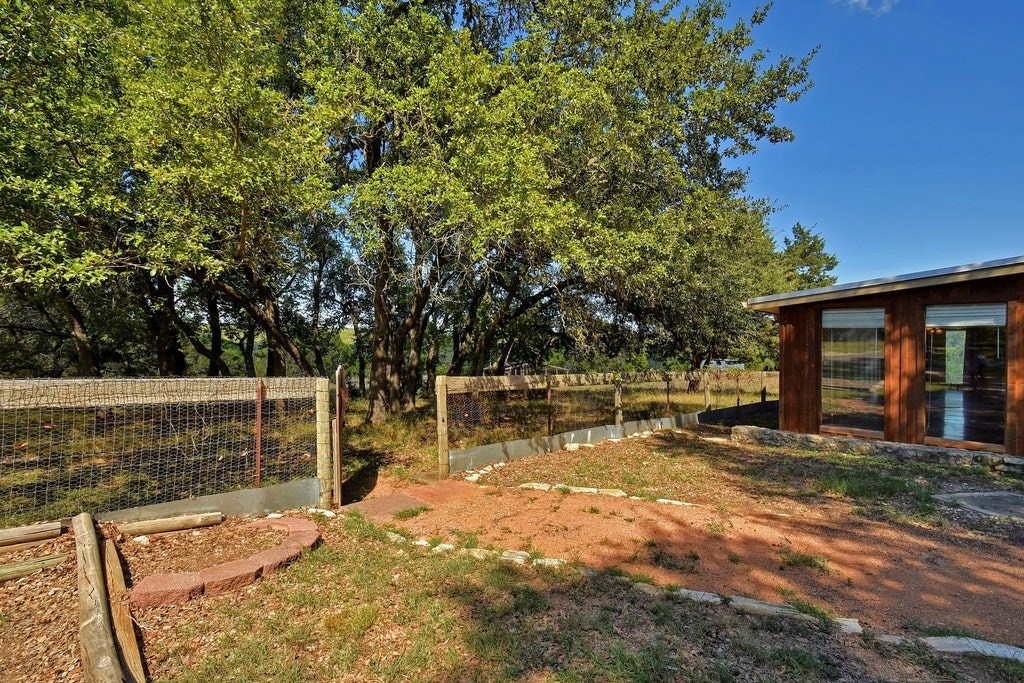 435 Plainview Road , Wimberley, TX, 78676 | 1396518 | Realty Texas LLC