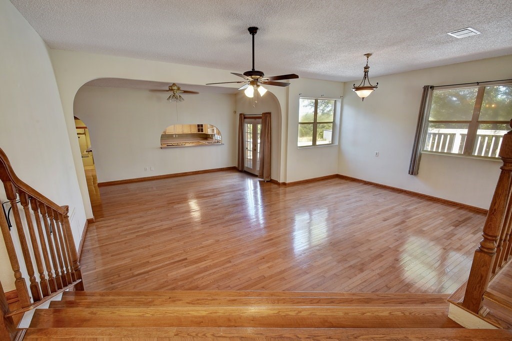 435 Plainview Road , Wimberley, TX, 78676 | 1396518 | Realty Texas LLC