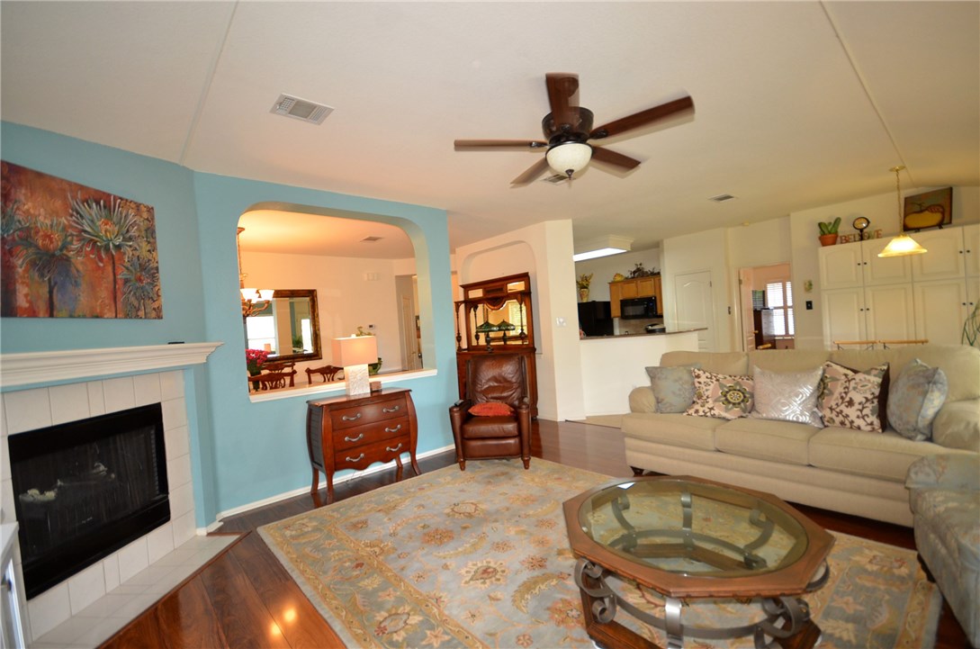 7709 Amanda Ellis Way , Austin, TX, 78749 | 1725925 | Realty Texas LLC